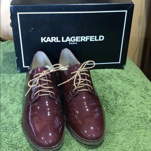 BRAND NEW NEVER WORN pair of Karl Lagerfeld shoe